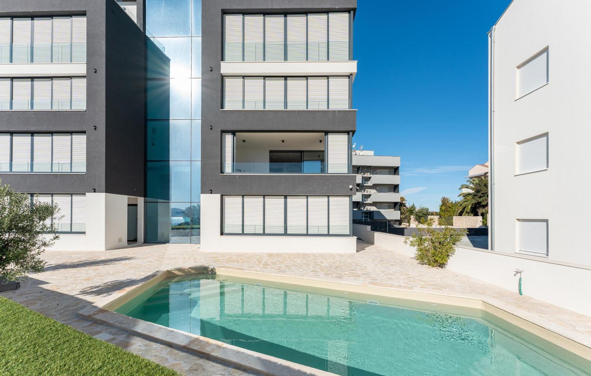 Seaview Apartment